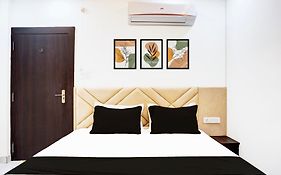 Hotel O Mangal Shree Bhopal 3* India